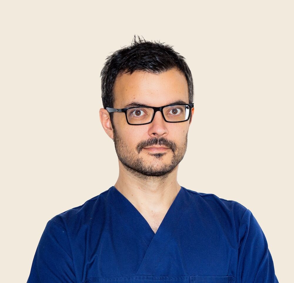 Dr Gerome Watts implantologie parodontologie Saint-Andre-de-Cubzac, Cabinet Dentaire Cubzaguais